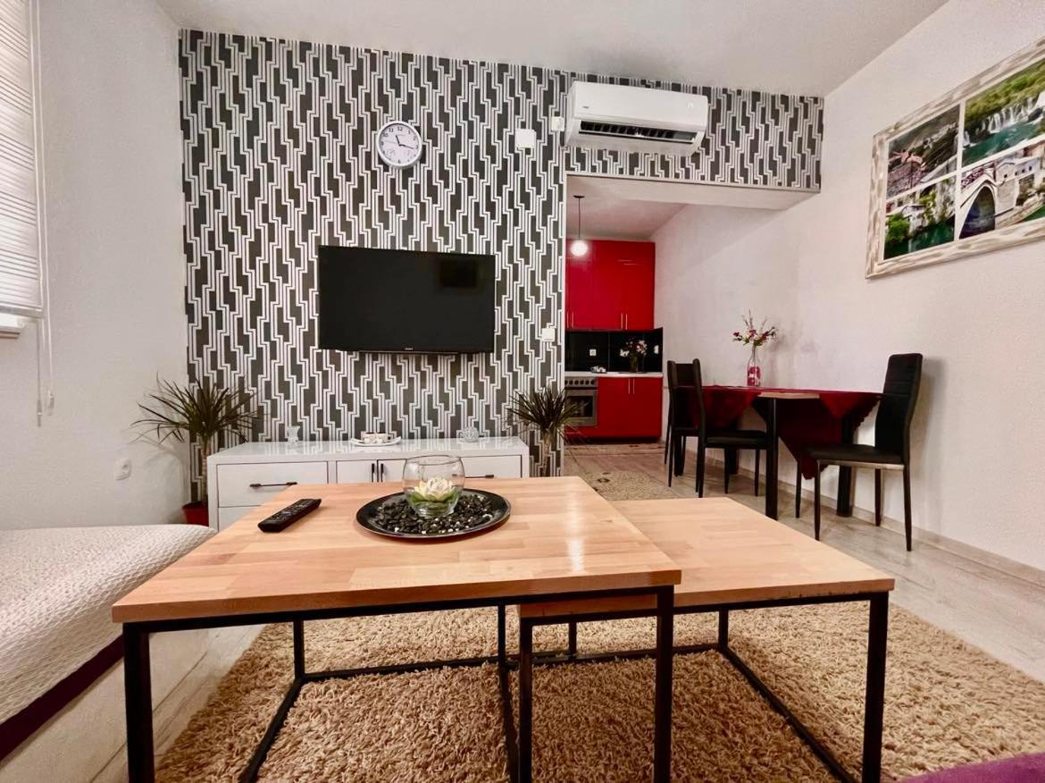 Apartment Adel Мостар Екстер'єр фото